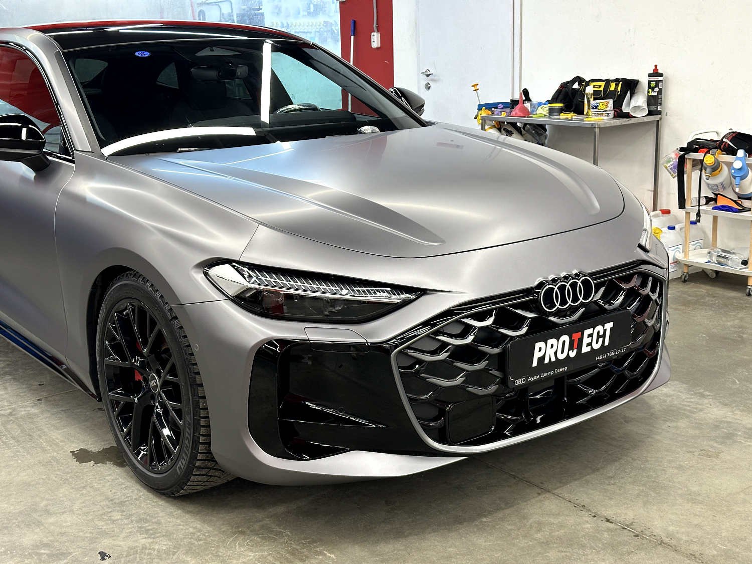 Audi A5L - оклейка матовой защитной пленкой