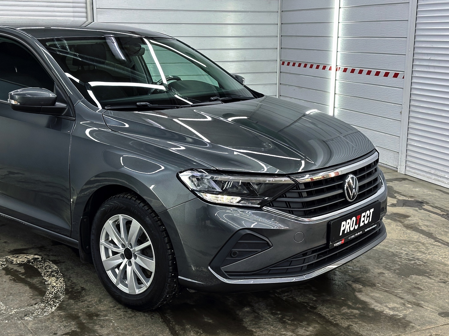 Volkswagen Polo - полная оклейка в полиуретан
