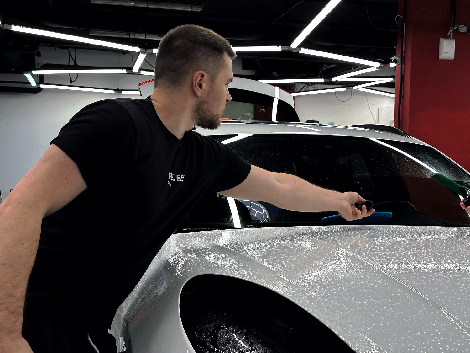 Porsche Macan - оклейка зон риска