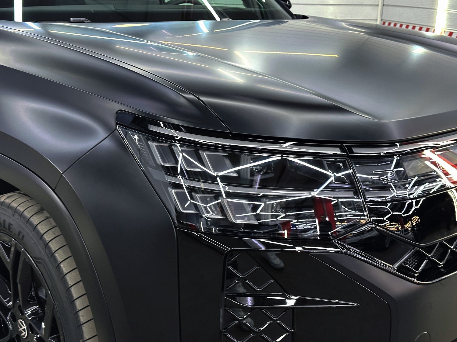 Volkswagen Teramont - оклейка матовой защитной пленкой