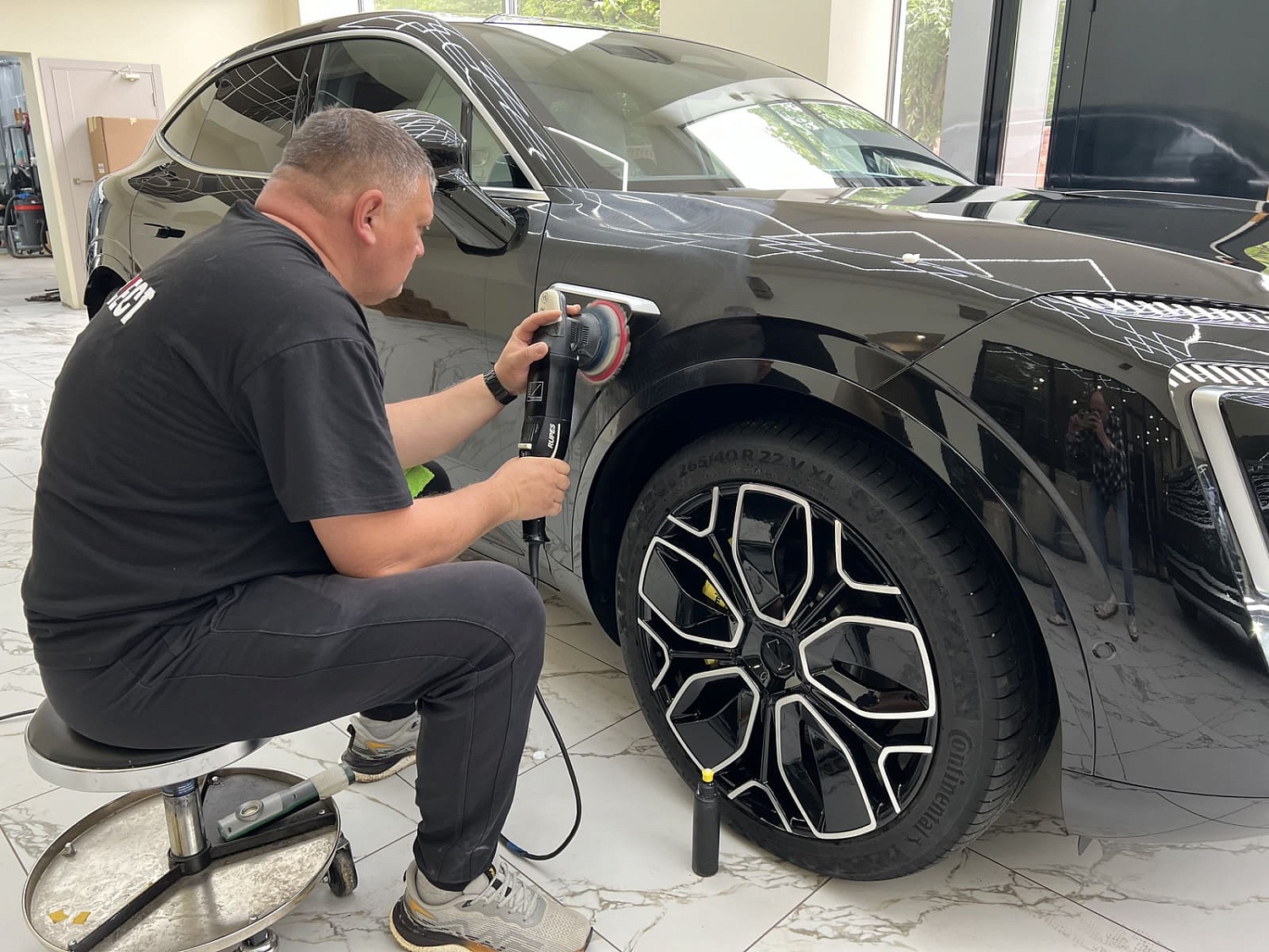 Полировка кузова автомобиля