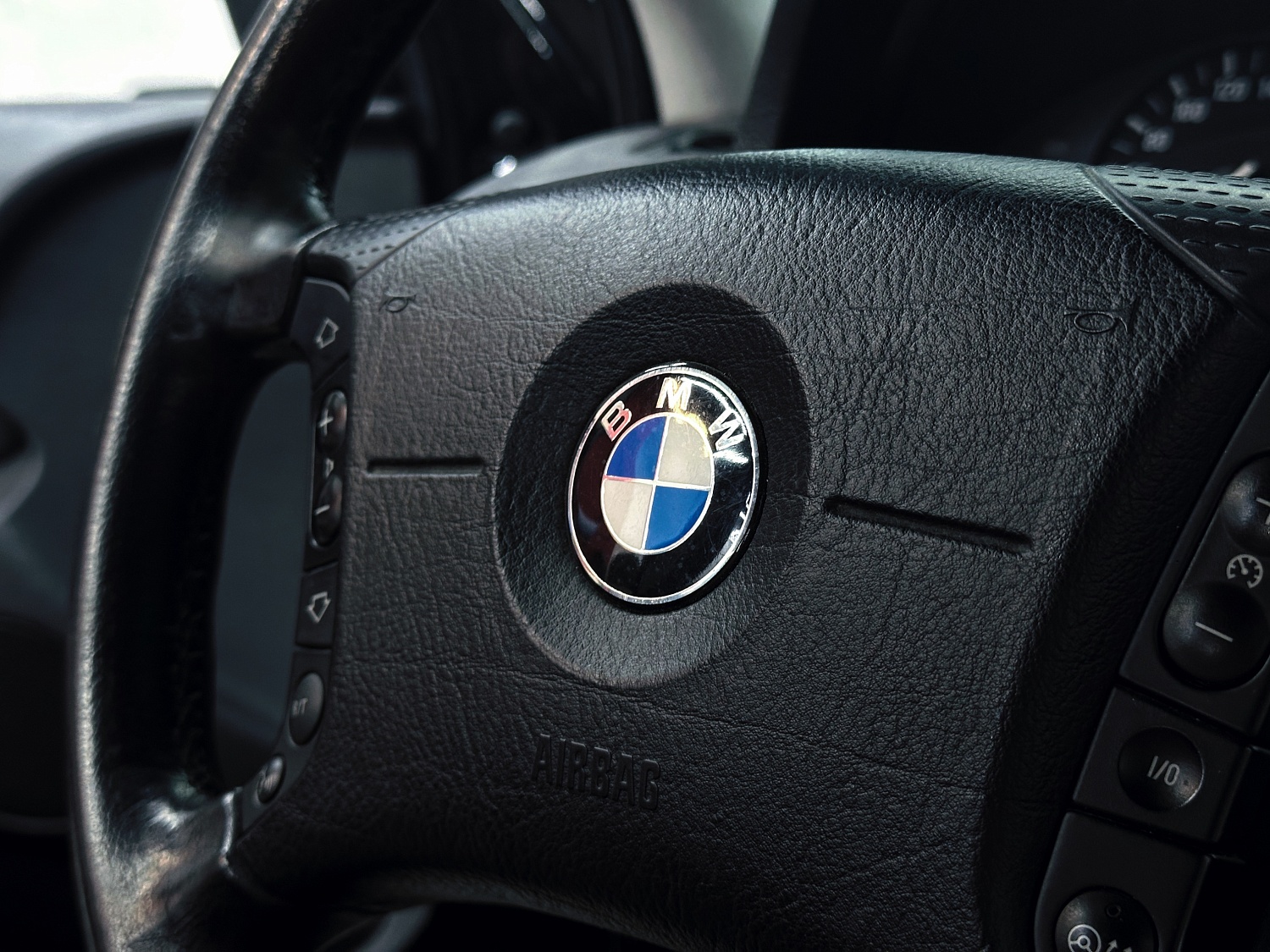 Химчистка салона с разбором на BMW X5