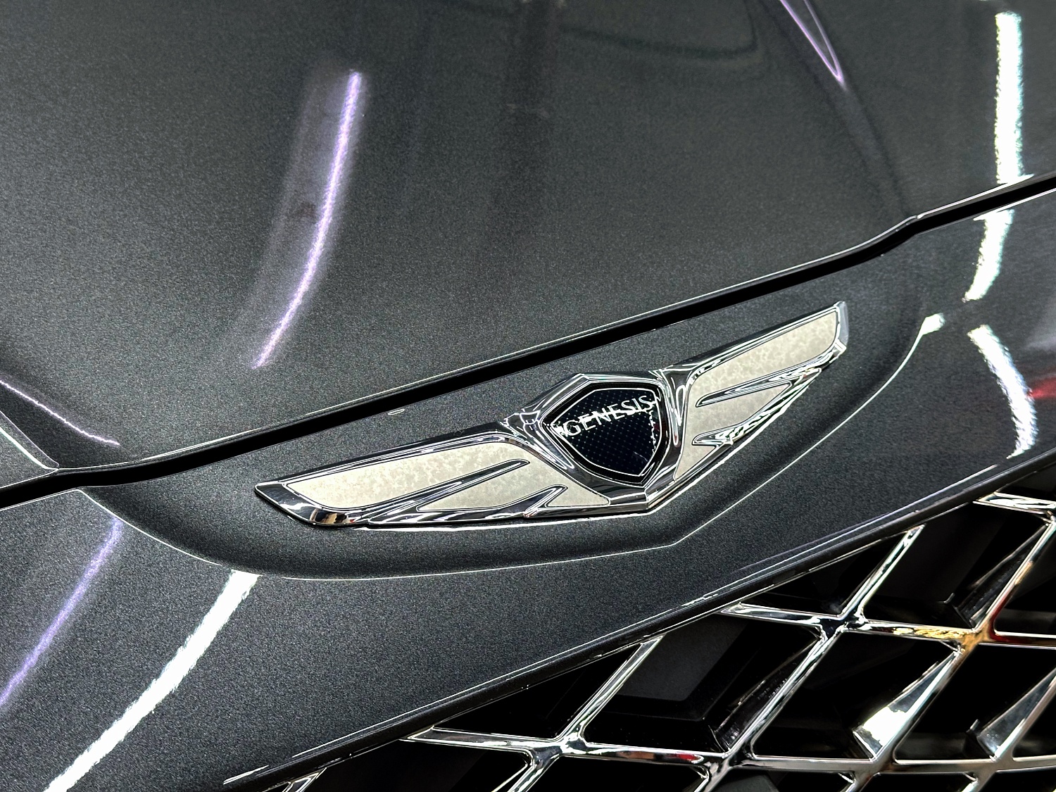 Genesis G80 - от химчистки салона до оклейки зон риска