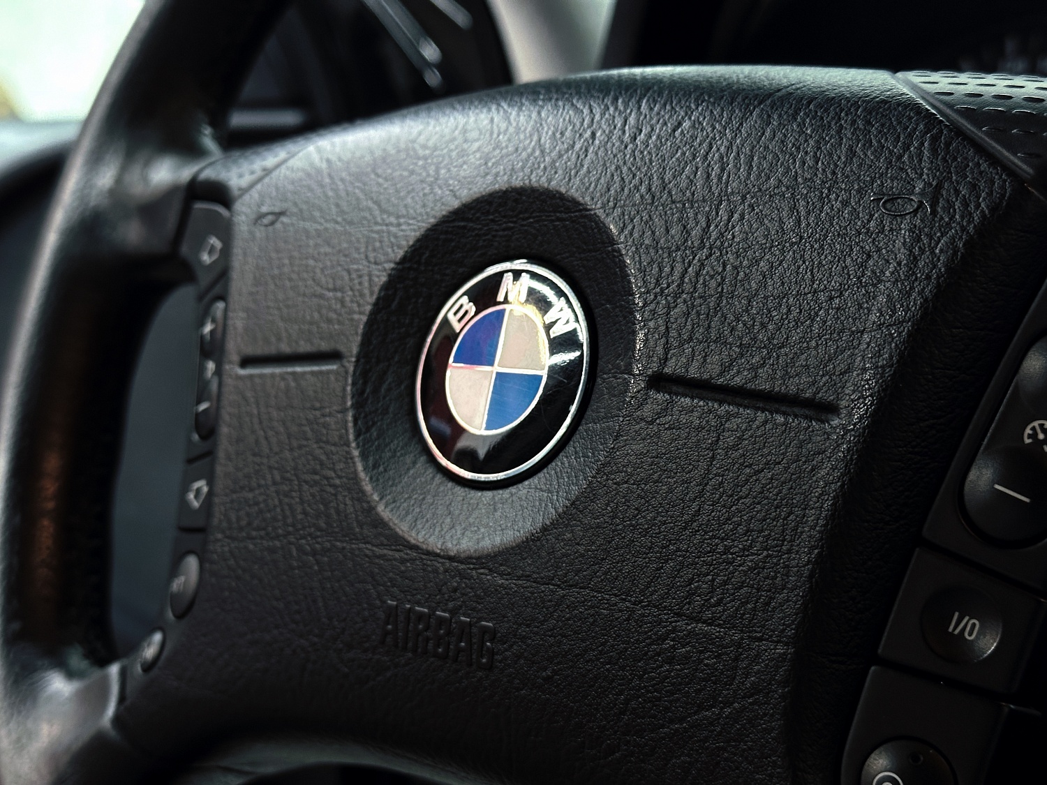Химчистка салона с разбором на BMW X5