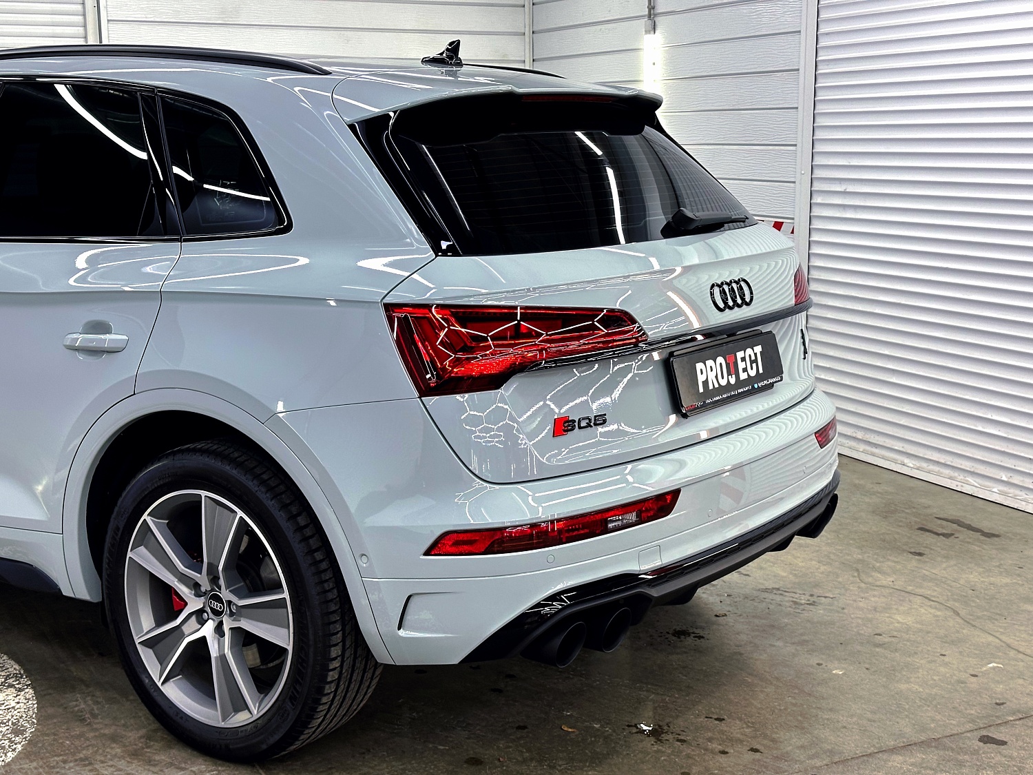 Смена цвета на Audi SQ5