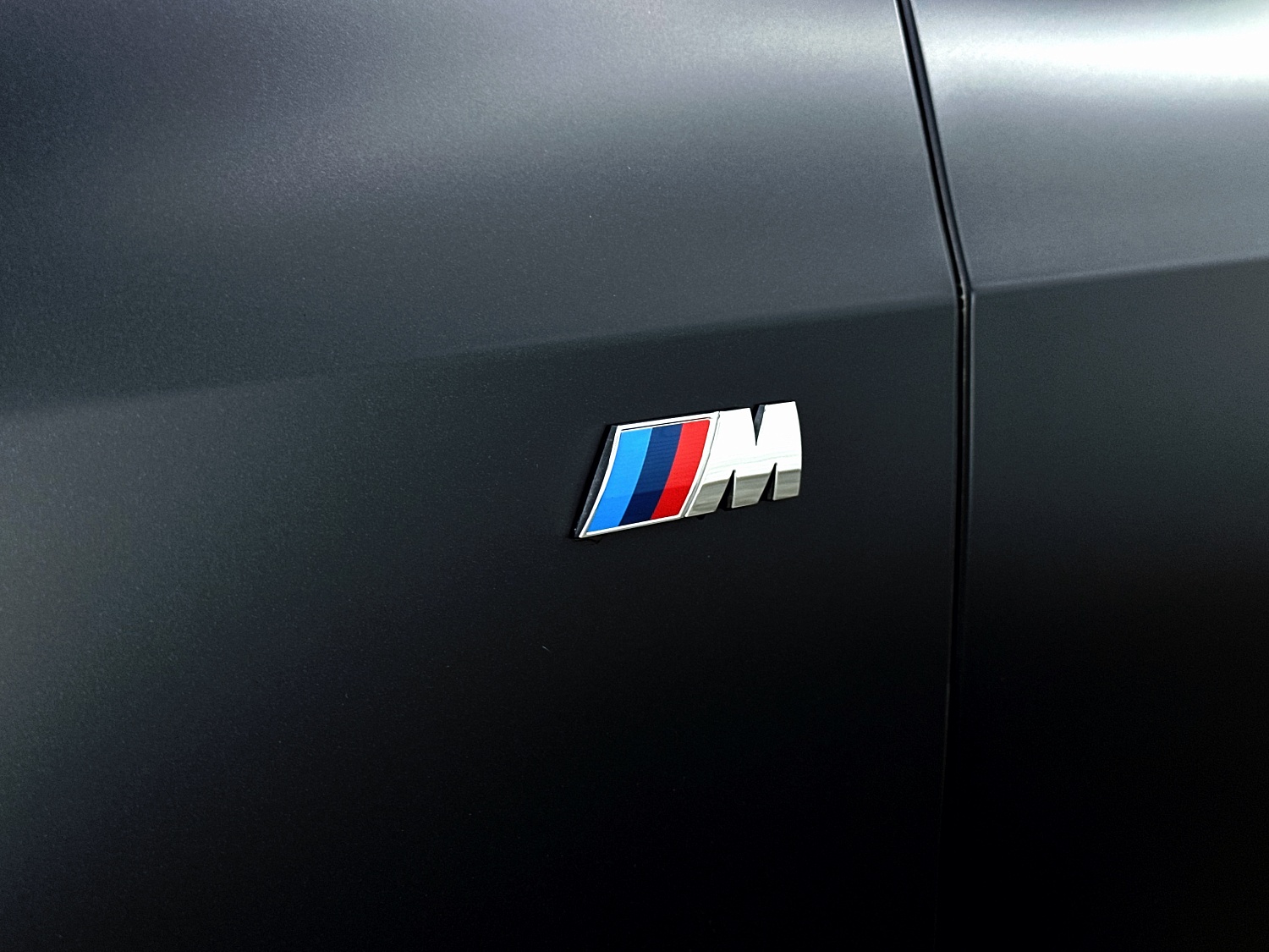 BMW X7 - полное покрытие кузова матовой пленкой
