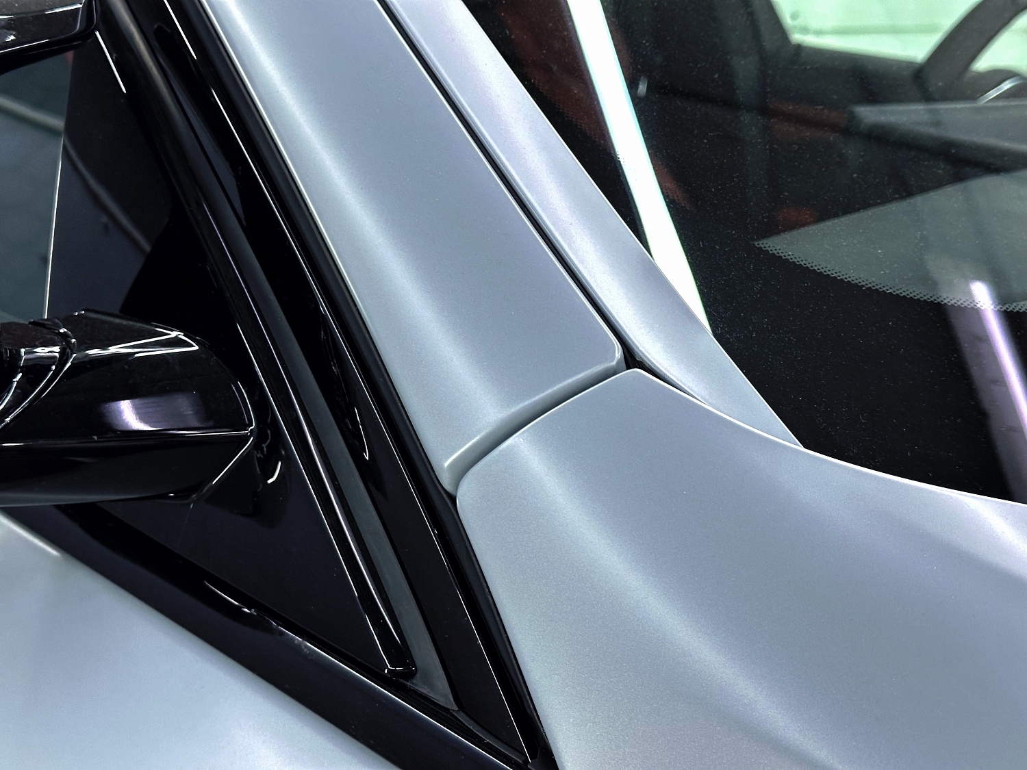 BMW X6M - сатиновый полиуретан
