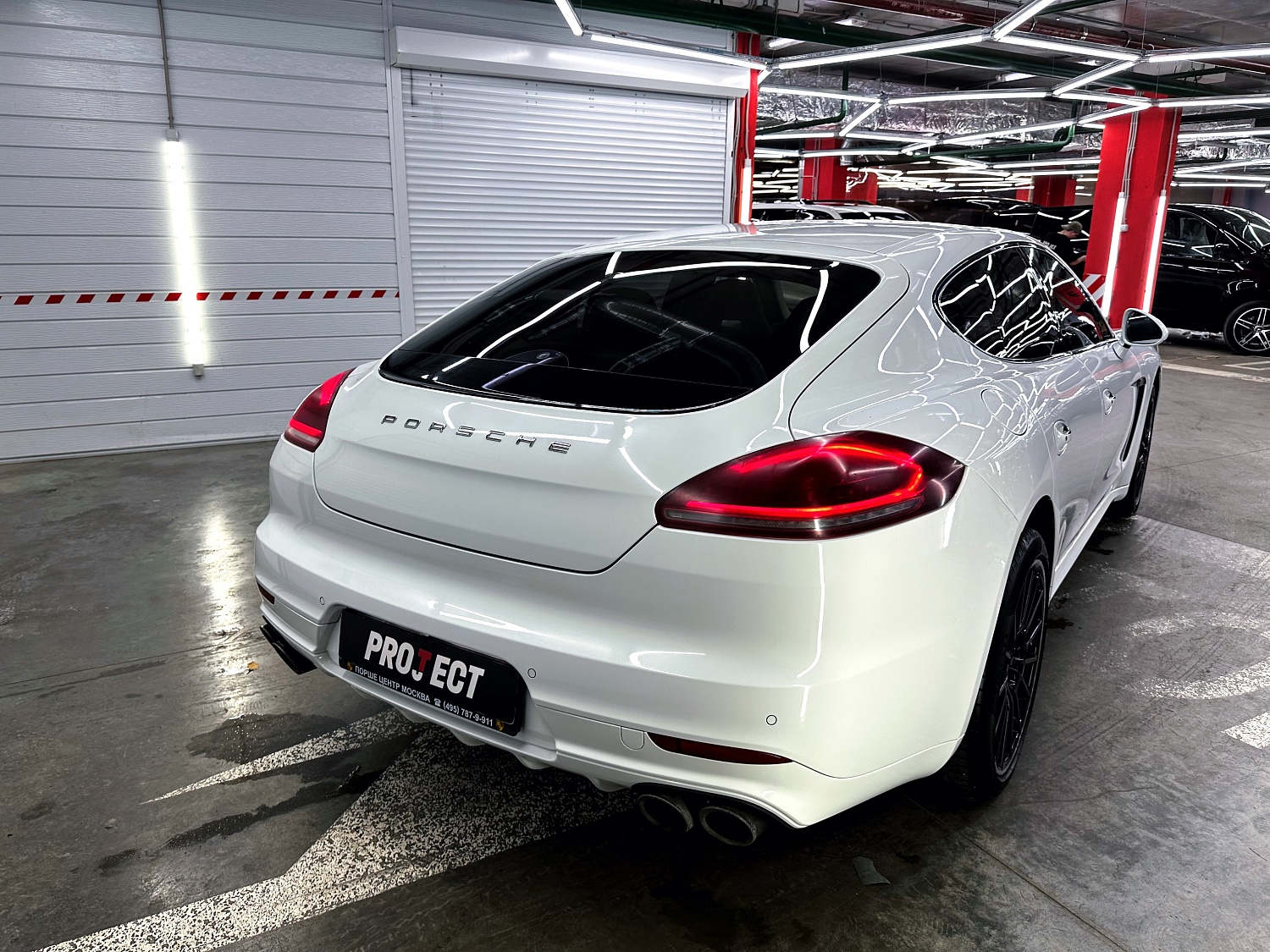 Porsche - защита спорткара ультрапрочной бронепленкой