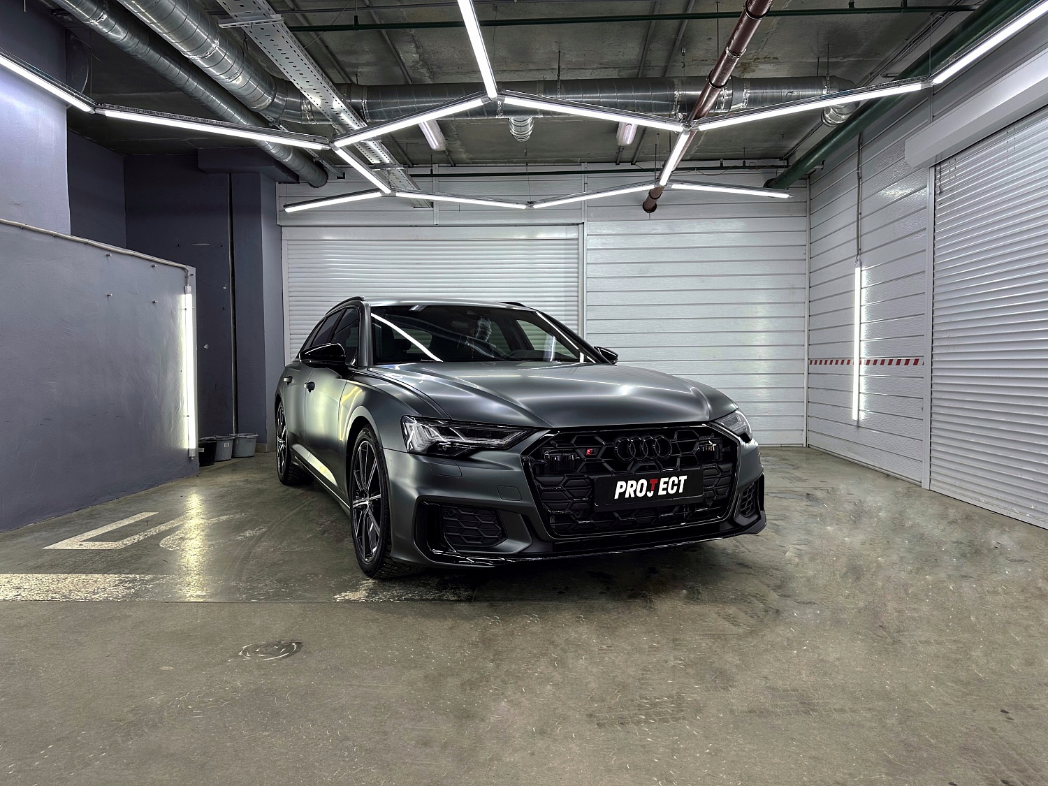 Audi S6 - сатиновый полиуретан