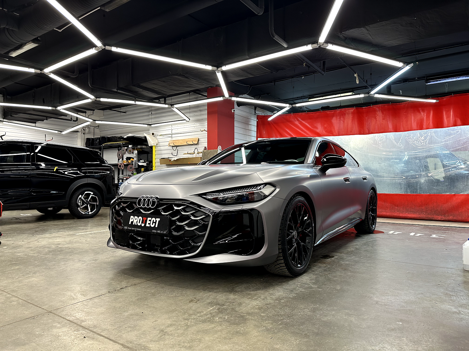 Audi A5L - оклейка матовой защитной пленкой