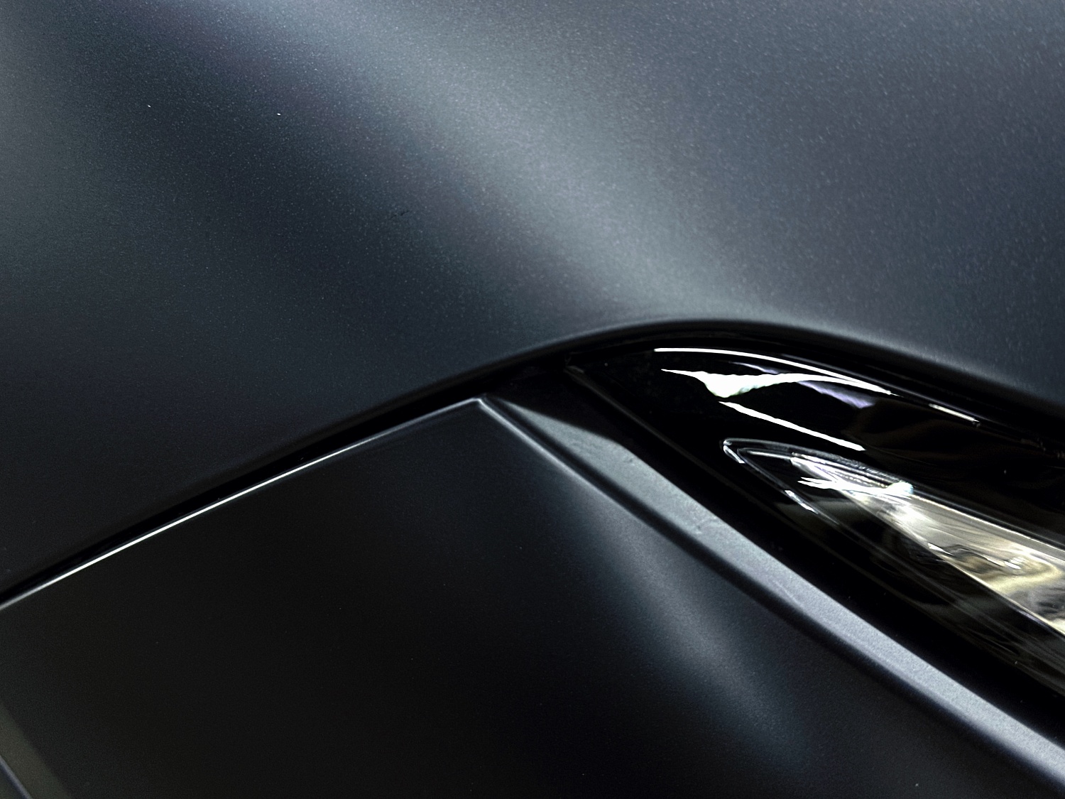 BMW X7 - полное покрытие кузова матовой пленкой