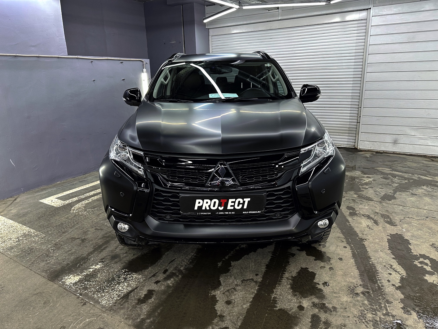 Mitsubishi Pajero - антихром и сатин с элементами глянца