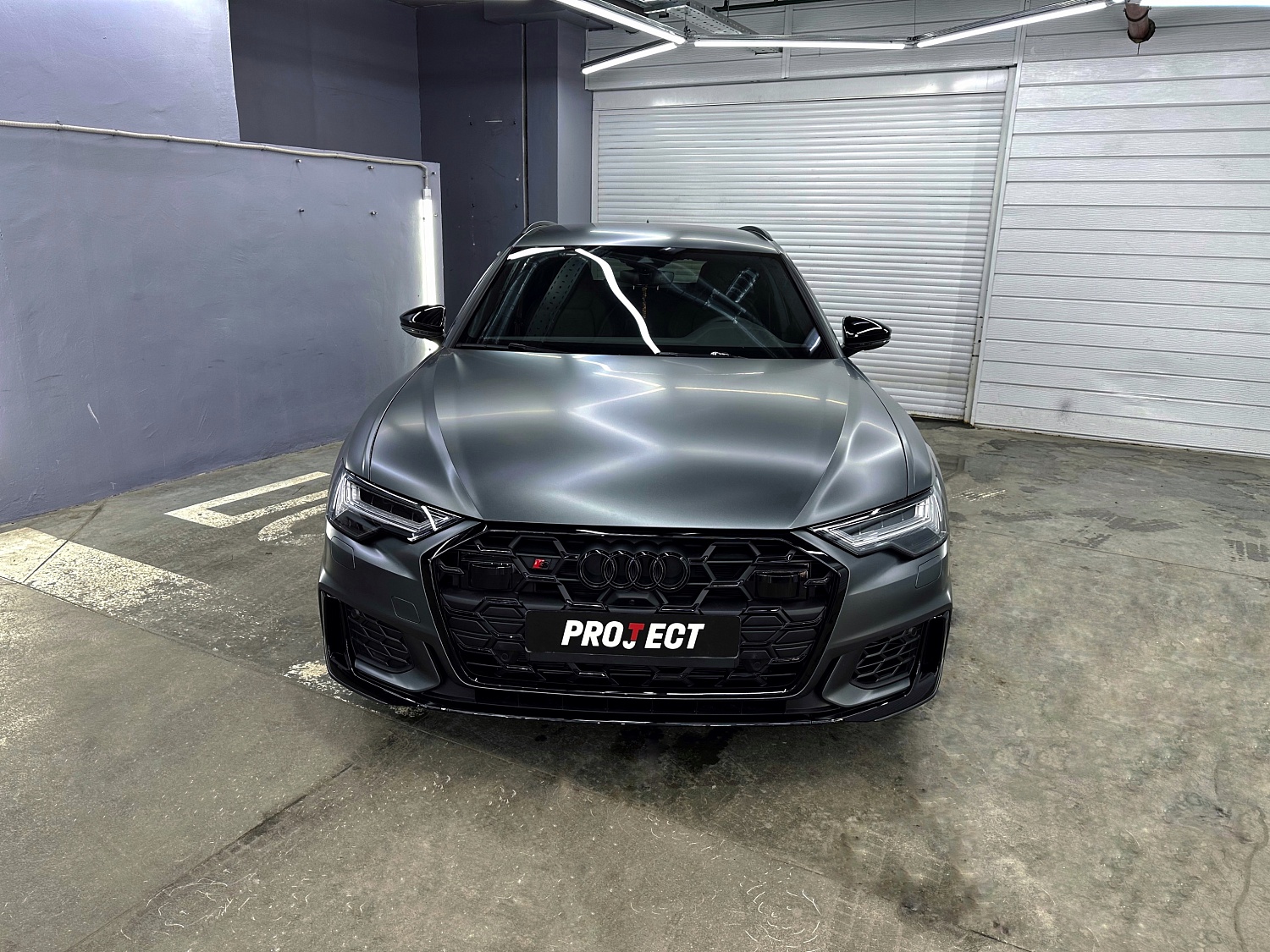 Audi S6 - сатиновый полиуретан